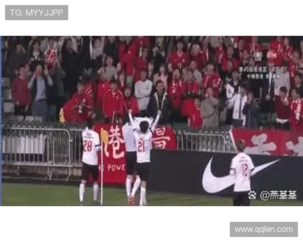 拜合拉木替补爆发制造冲突两红